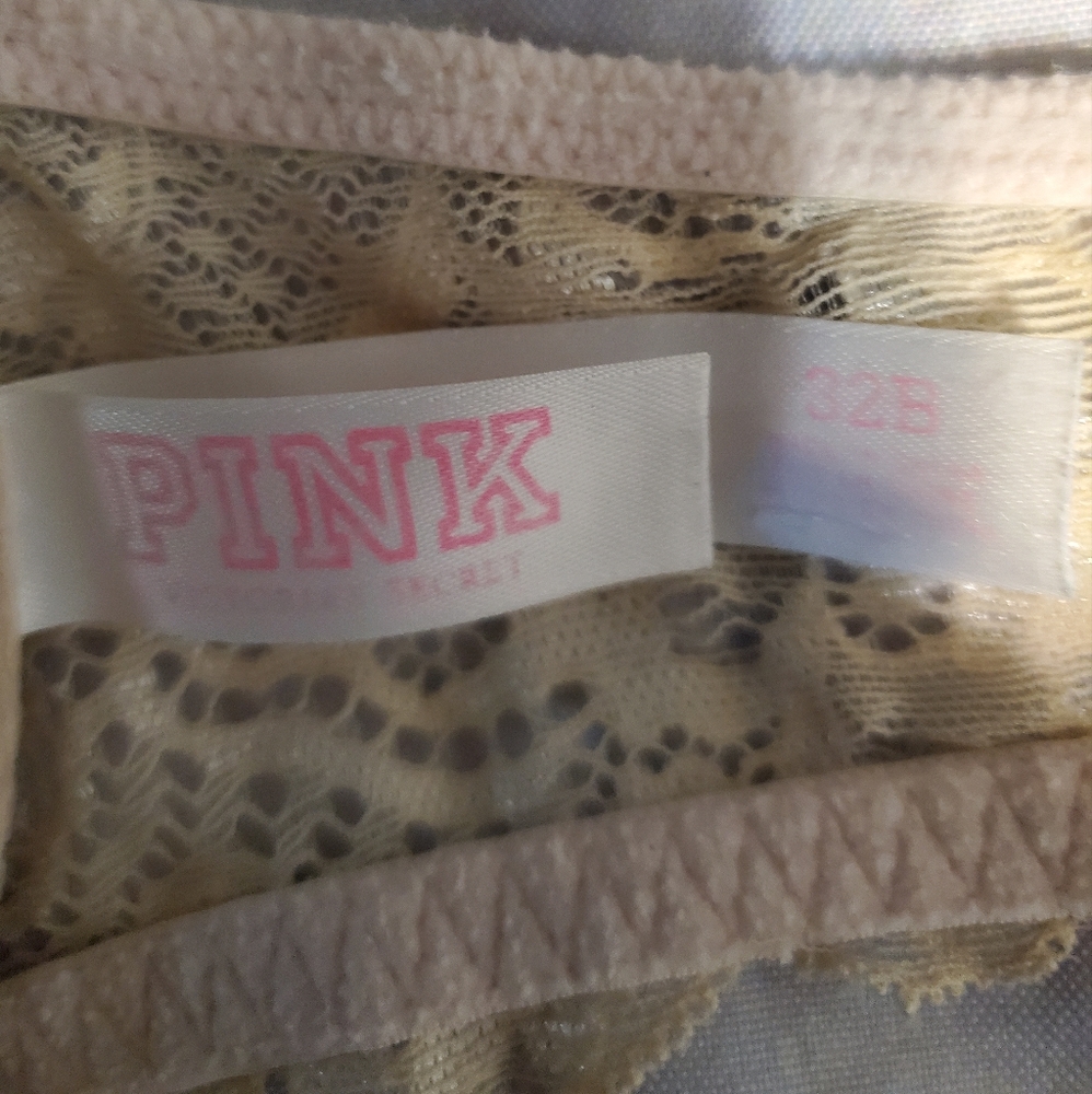 🍸Victoria's Secret Push-Up Racerback Bra - Picture 7 of 8